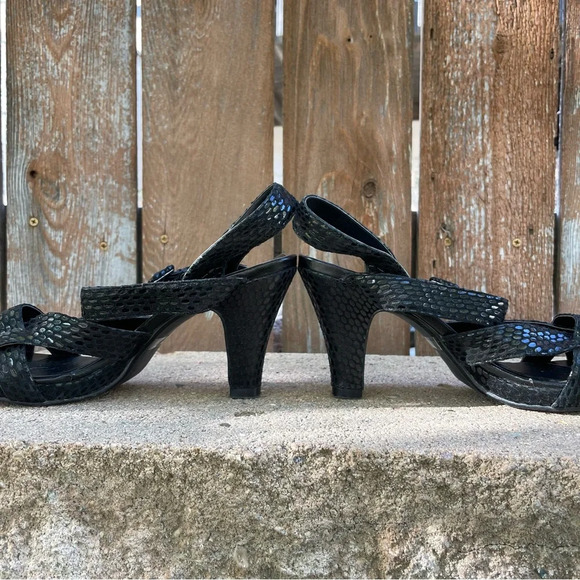 MEDICI Women’s Black Shimmer Strap Heel Size 38 - Picture 11 of 13